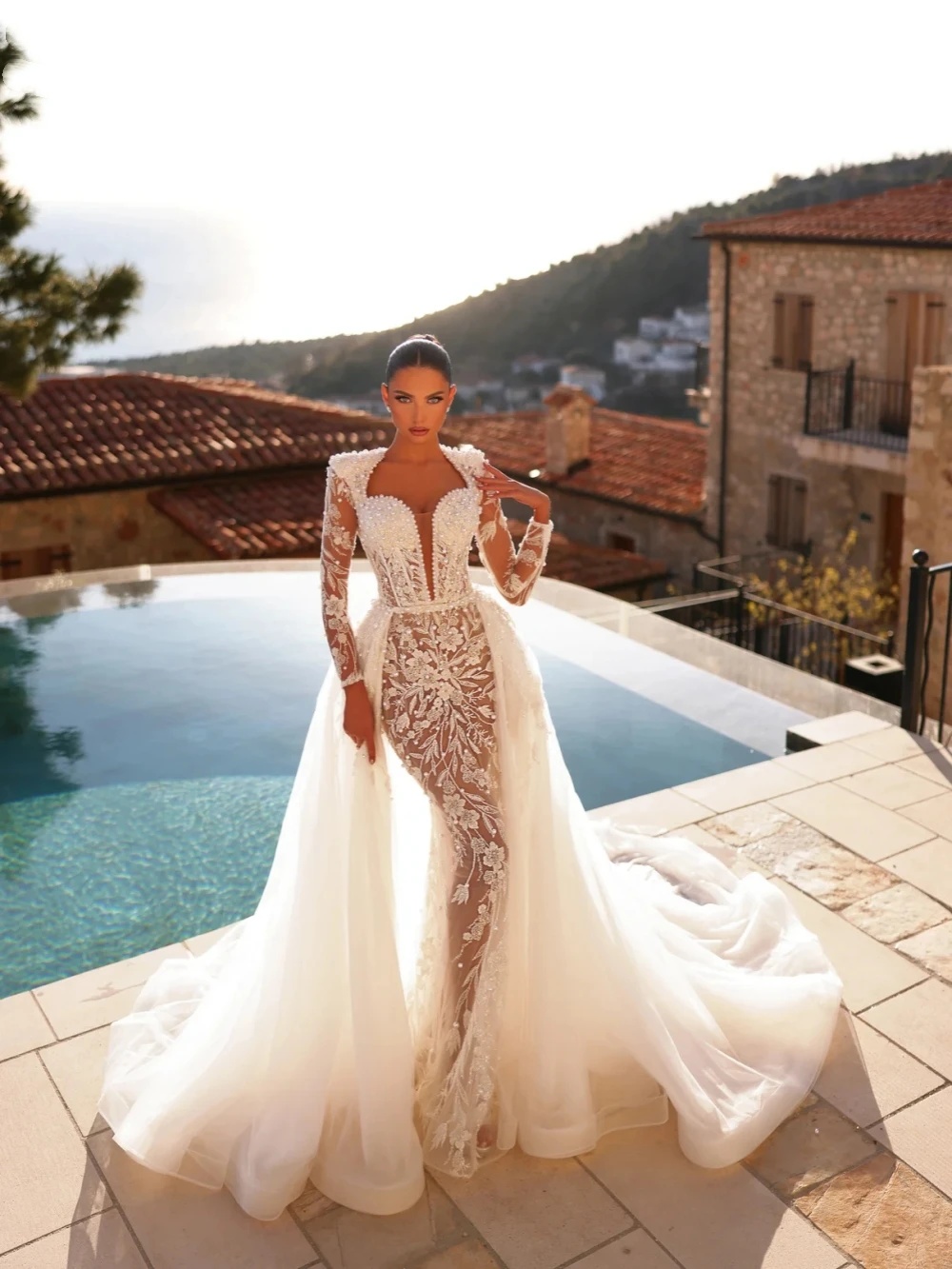 Fashion Appliques Wedding Dresses Pearls Bridal Gowns with Overskirt V Neck Long Sleeves Mermaid Customized Vestidos De Novia Plus Size