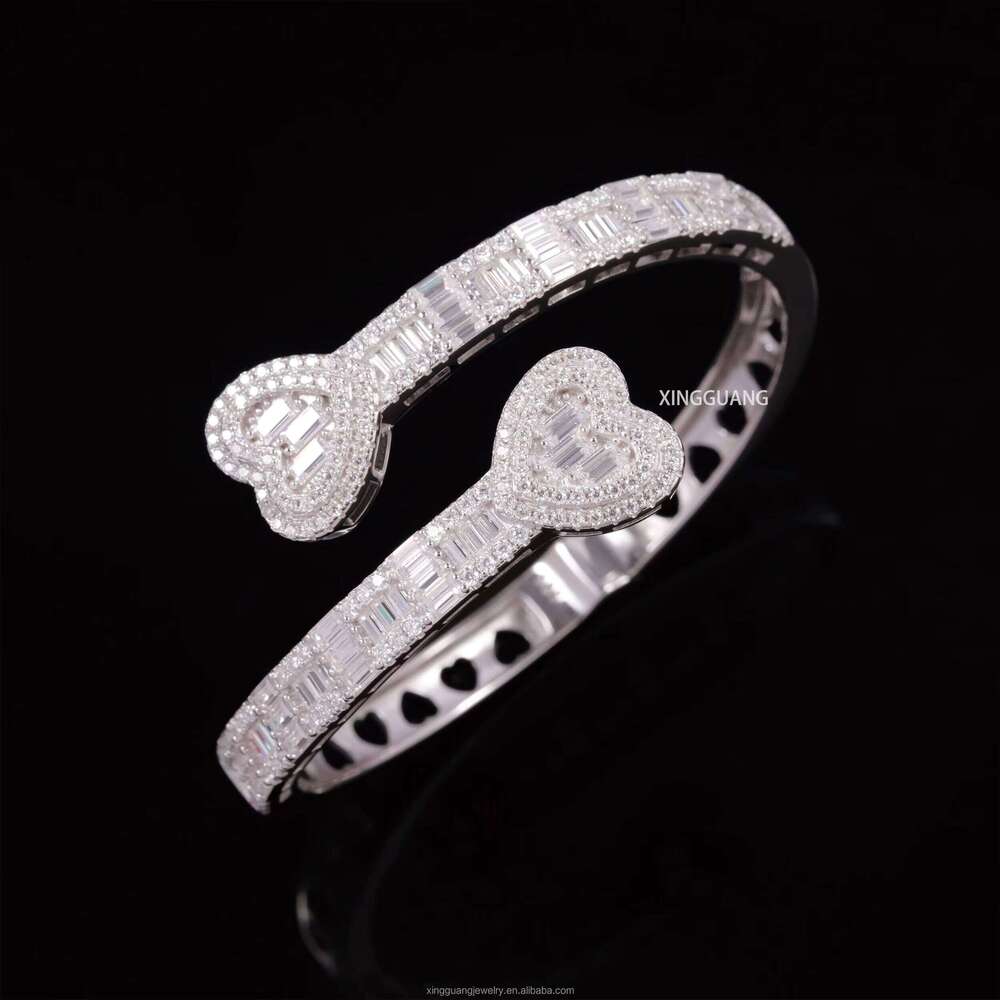 New Custom Heart Baguette VVS Moissanite Dias S Sterling Sier Open Bangle Unisex Bracelet Jewelry