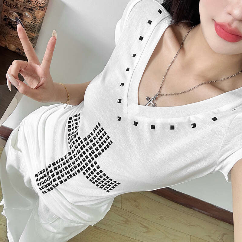 2025 Summer New Slim Fit V-Neck Waist-Cinching Slimming Versatile Fashionable Design T-Shirt Top for Women 7ad
