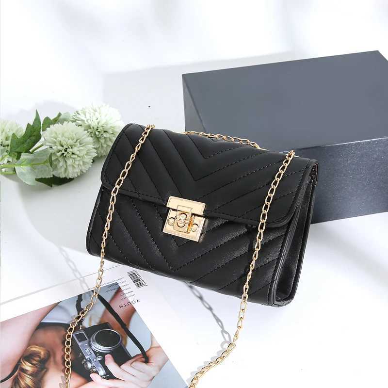 Lingge Chain Small Square Bag Lock Buckle Single Shoulder Crossbody Bag Texture Y250725