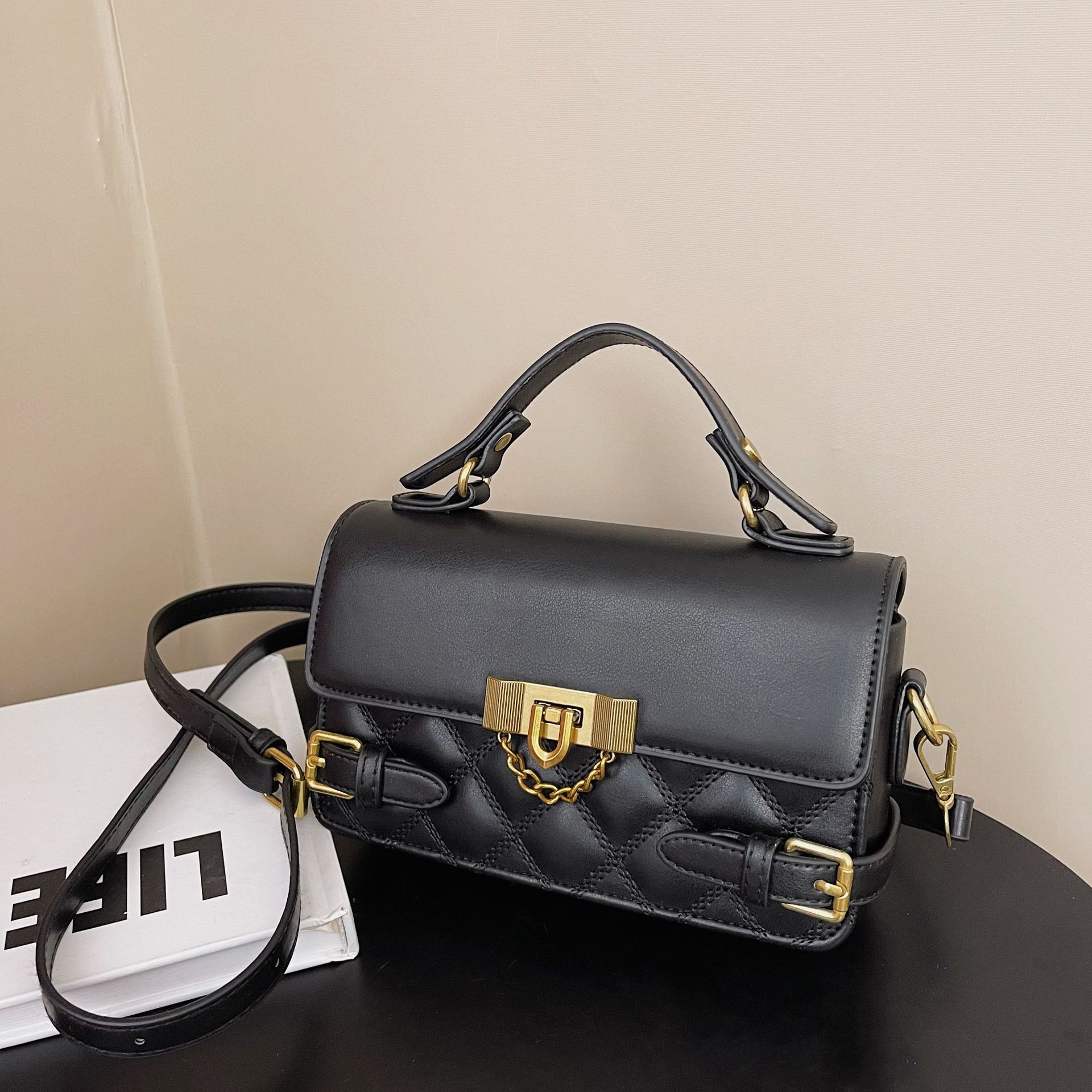 Luxury Brand Designer Bag Quilted Small Square Bag Trendy Handbag European And American Retro Versatile Box Bag For Women High-End Versatile Crossbody