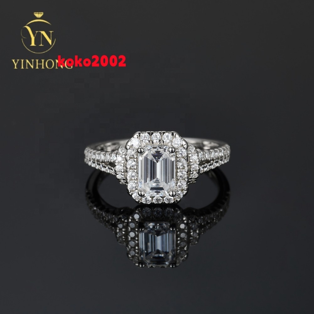 Gra Certificated 925 Sterling Silver Halo Moissanite Rings for Women Engagement Wedding Band