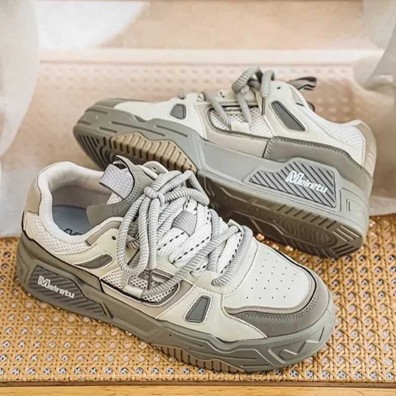 New Mens Sneakers Fi Street Skateboard Shoes Designer Platform Casual Shoes for Men Luxury Tennis Shoes Mens Sneakers XJ250725