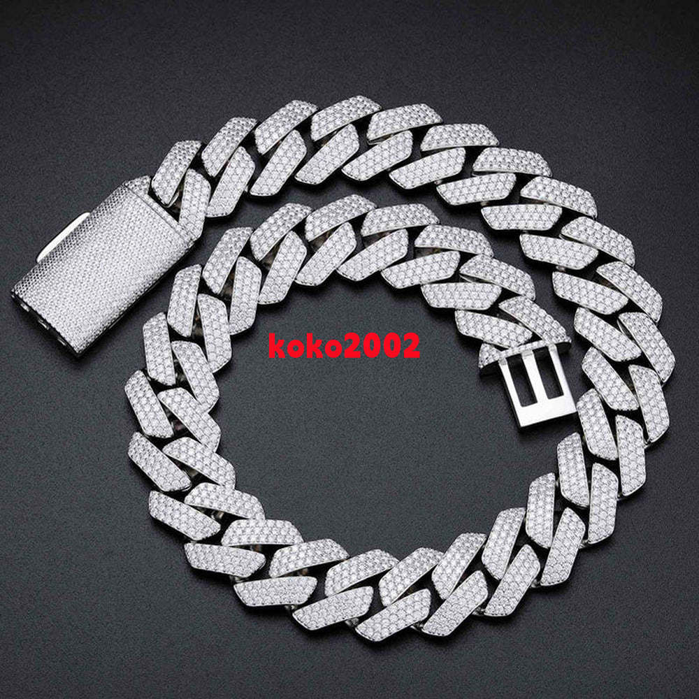 Luxury 22mm Ice Out Hip Hop Moissanite Diamond Cuban Chain Elegant 22mm Moissanite Jewelry for Women