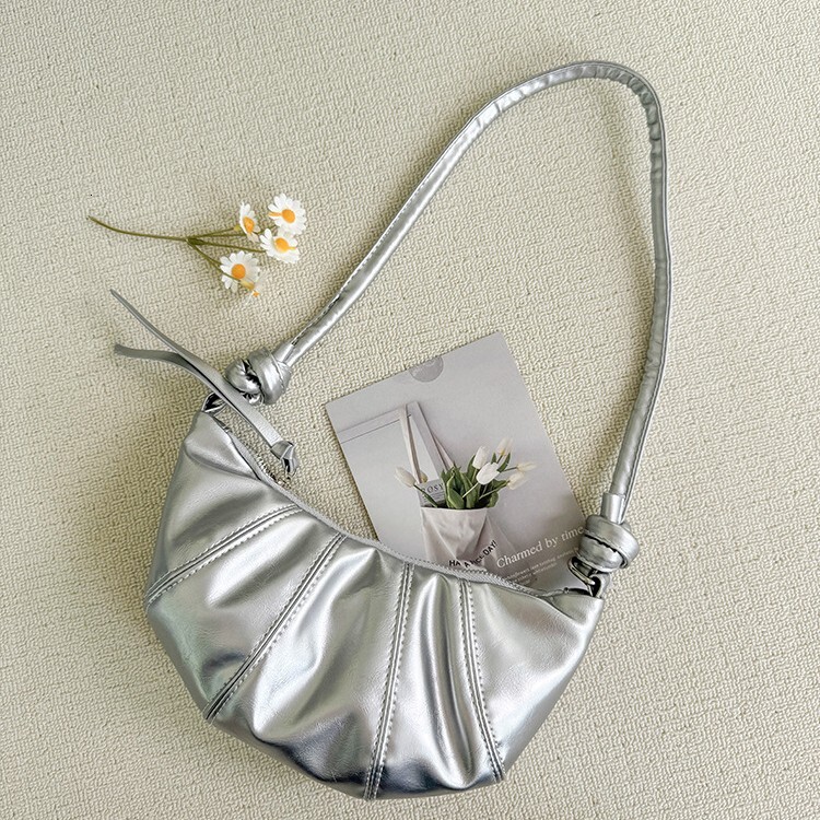 2025 autumn new women's crossbody bag niche design cow horn versatile fashion underarm bag women's shoulder bag designer bag