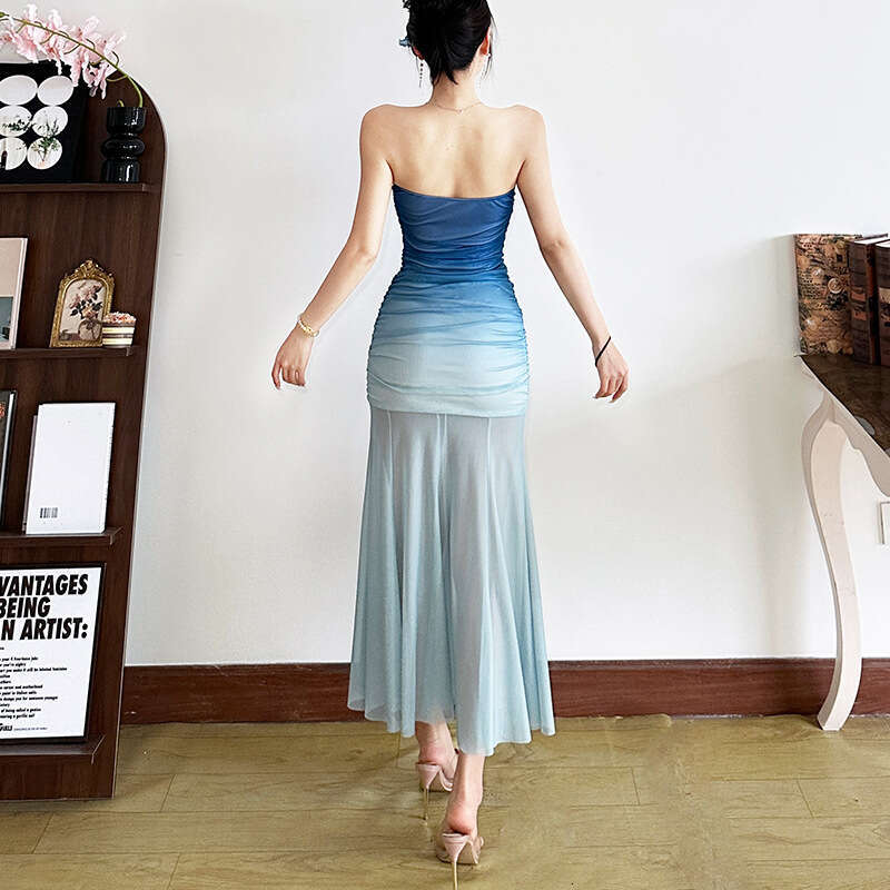 2025 Spring New Women's Fashion Solid Color Slim Fit High Waist Off-Shoulder Tube Dress 31a