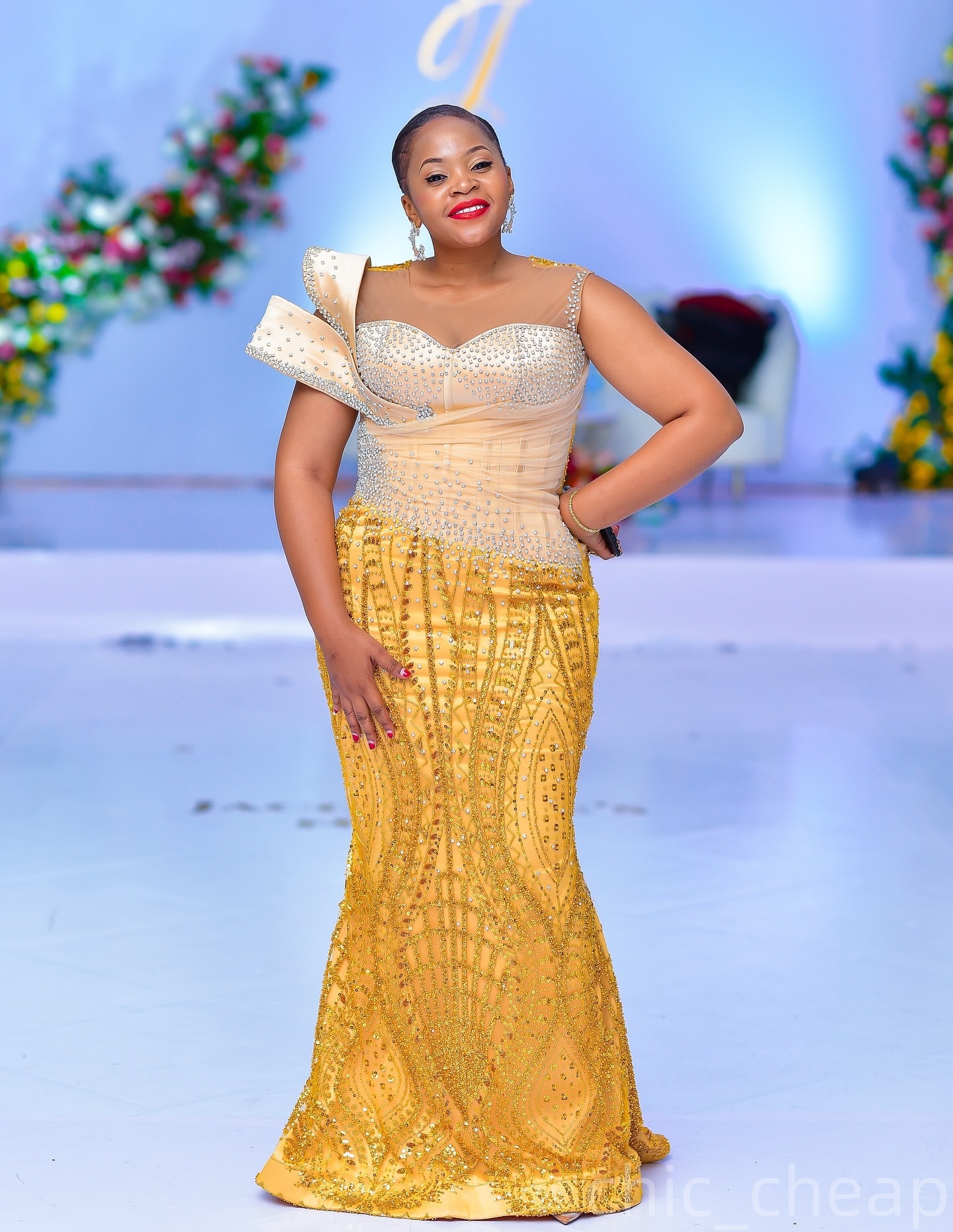 Mermaid Yellow Prom Dresses 2025 Crystals Sequined Sheer Neck Sparkly Evening Formal Party Second Birthday Engagement Gowns Plus Size Dress For Specia