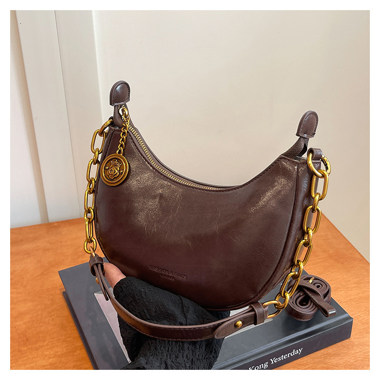 Luxury Brand Designer Bag 2025 Summer New Underarm Bag For Women, Large Capacity Fashionable Single Shoulder Crossbody Bag, Niche Design Versatile Dum