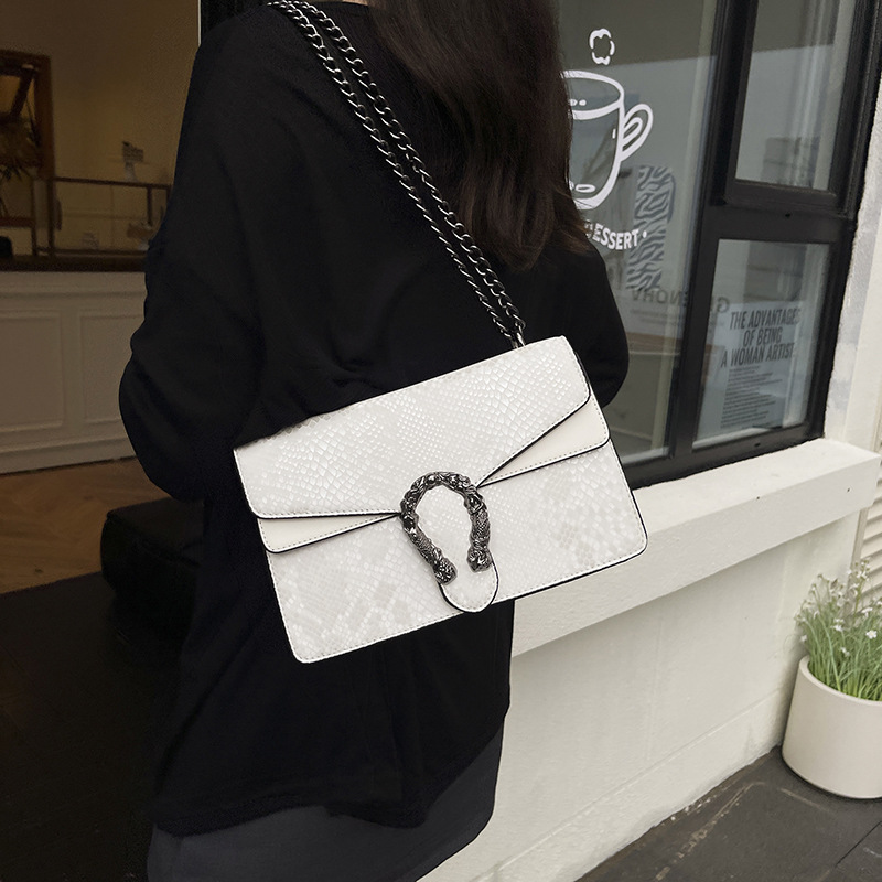 Free shipping designer bags for womens Shoulder bags pink white red grey brown black New temperament chain versatile and fashionable shoulder bag