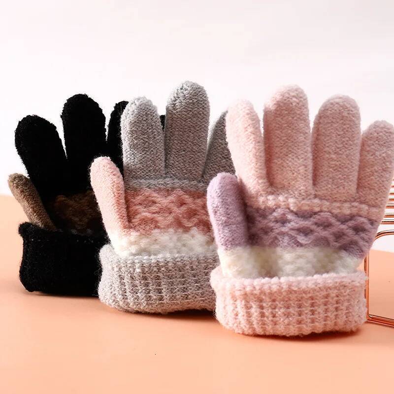 Autumn Winter Children's Warm 3-8 Year Old Boys and Girls Thickened Striped Knitted Full Finger Gloves ddmythur
