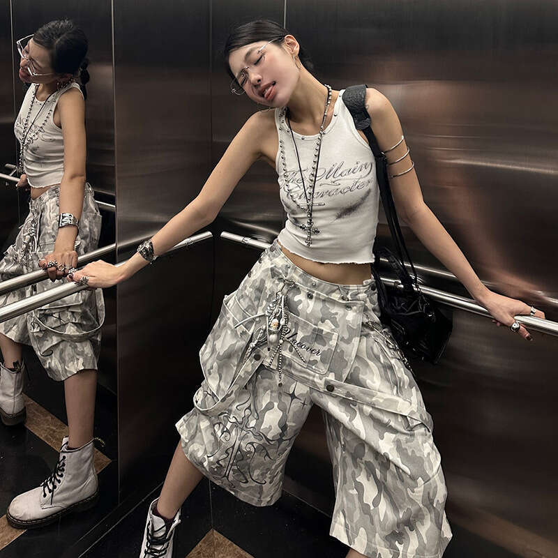 2025 Spring New Women's Solid Color Slim Street Fashion Round Neck Sleeveless Printed Tank Top f42