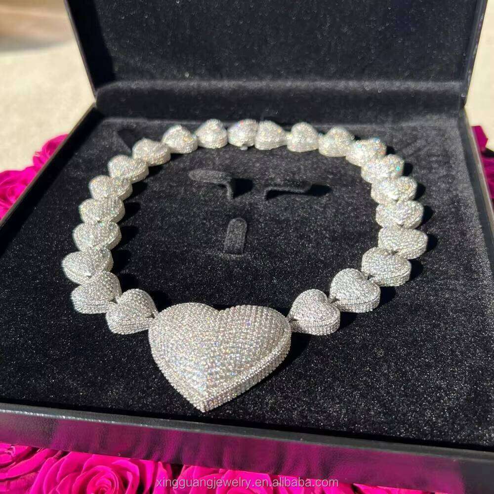 Customized Real Gold Plated Bubble Heart Cuban Link Sier Iced Out Moissanite Charms Fashion Chain Necklace