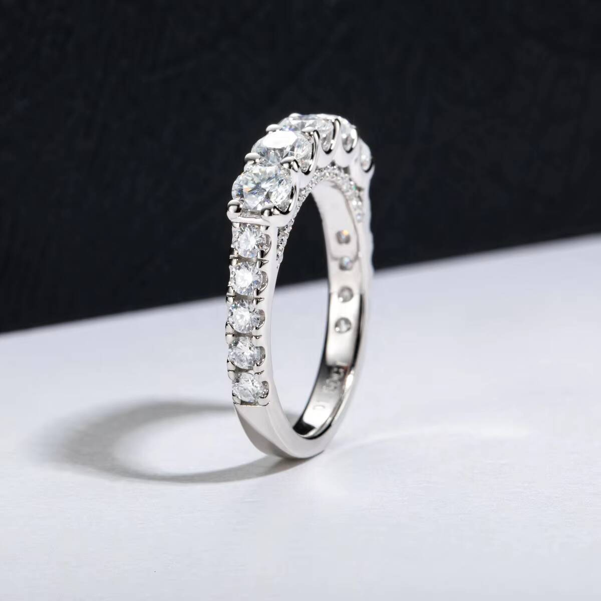 S925 Silver Five Stone Moissanite Ring Niche and Personalized Jewelry