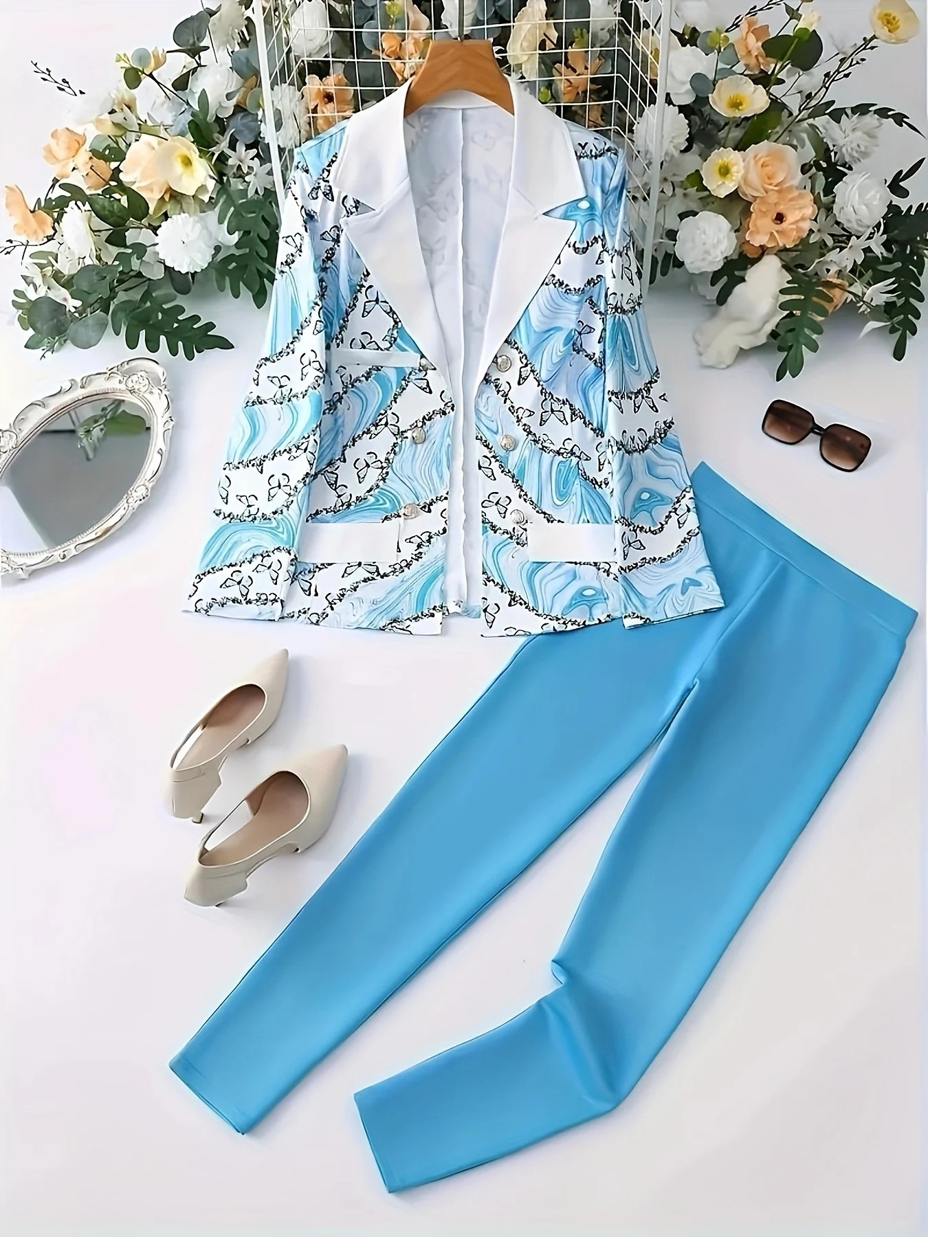 Ladies Elegant Two-Piece Set Long Sleeved Lapel Suit Jacket and Slim Fit Pants Suitable for Office and Work 250724