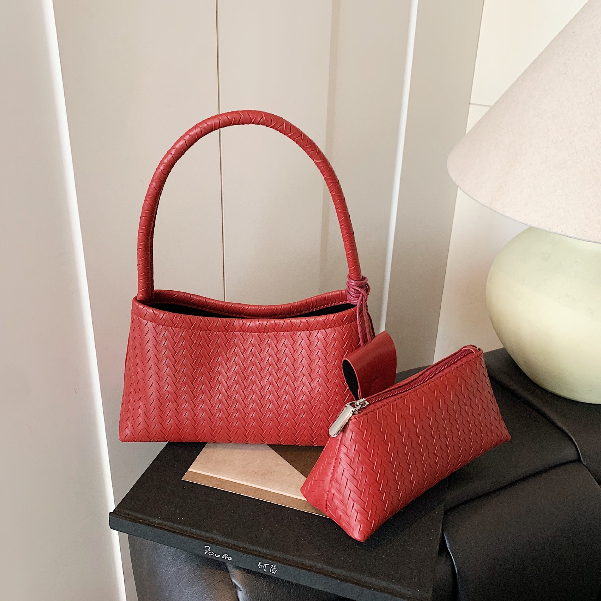 Luxury Brand Designer Bag Foreign Trade Handwoven Underarm Bag High-End Casual Commuter Mother-Daughter Bag Fashionable European And American Retro So