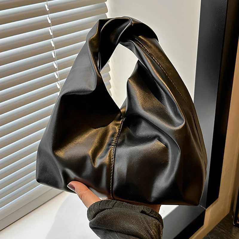 2025 New Handbag Pu Leather Large Capacity Solid Color Pleated Mens Bag Casual Commuting Womens Underarm Bags Y250725