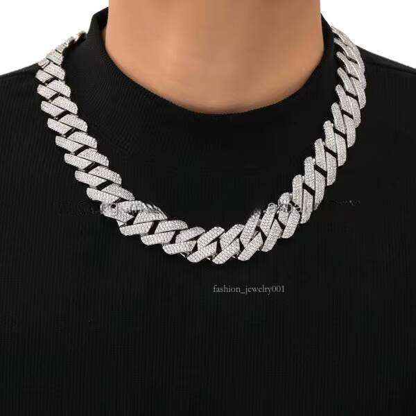 Customized 18 Mm Jewelry Bust Down Moissanite Dias Cuban Link Chain