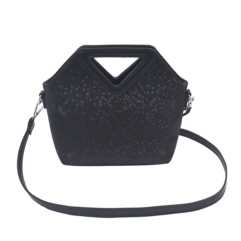 Luxury Brand Designer Bag Foreign Trade Niche Design Bag For Women 2025 New High-End Retro Single Shoulder Crossbody Bag Handheld Commuter Bucket Bag