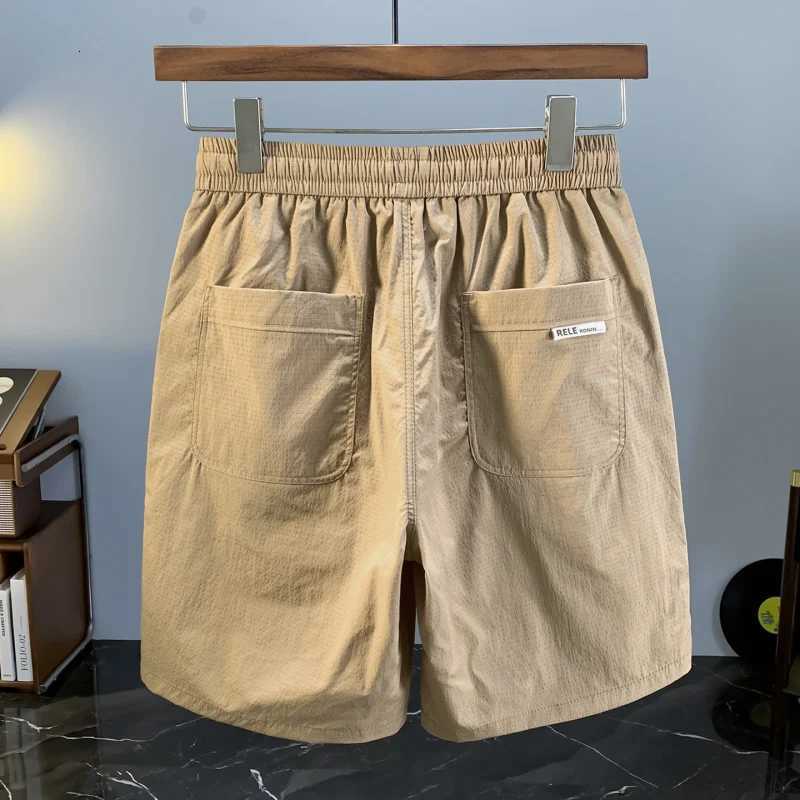 Ice Silk Five Point Shorts Mens 2025 New Summer Thin Style Cool Feeling Sports Quick Drying Loose Straight Casual Beach Pants W250724