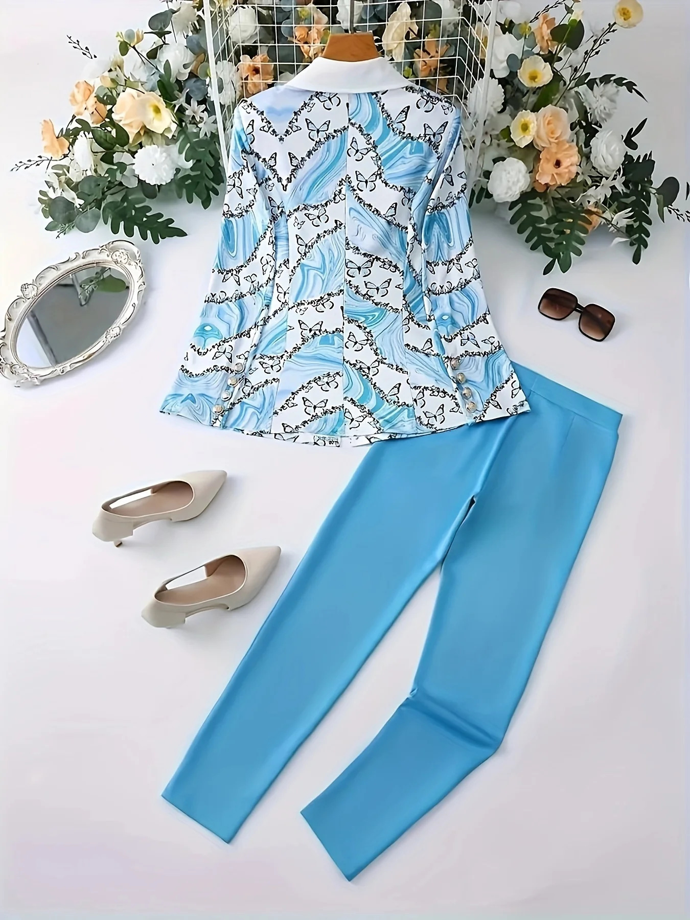 Ladies Elegant Two-Piece Set Long Sleeved Lapel Suit Jacket and Slim Fit Pants Suitable for Office and Work 250724