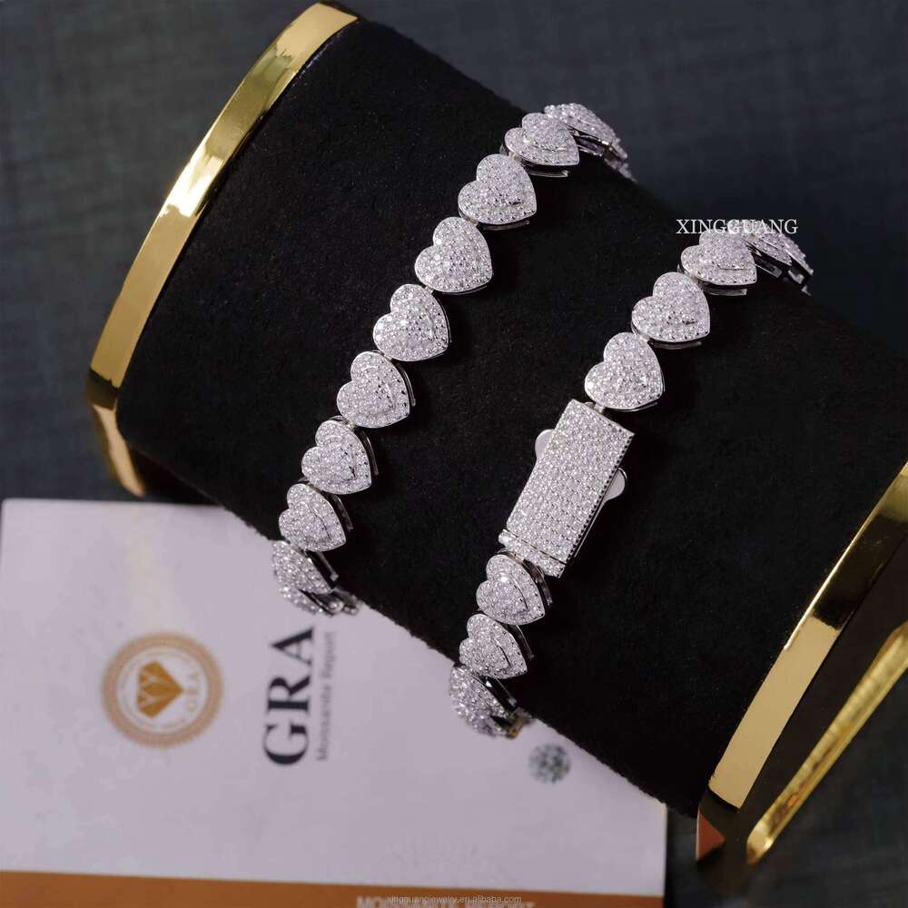 Popular Design iced out Moissanite 10mm Wide S Sier For Men Women VVS Dia Heart Cuban Bracelet