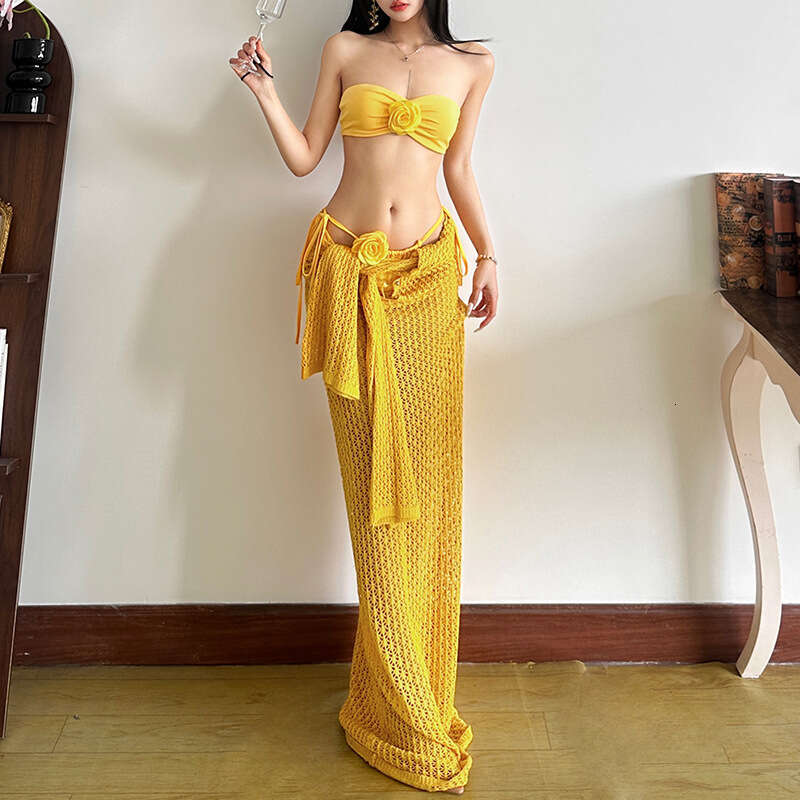 2025 Spring New Turmeric Strapless Bikini with 3D Flowers Beach Swimsuit Set 92d