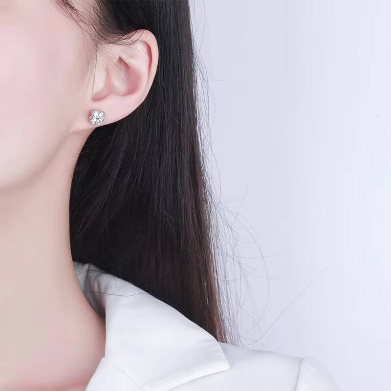 925 Sterling Silver Moissanite Earrings for Women High Quality and Simple Classic Four Leaf Clover Design