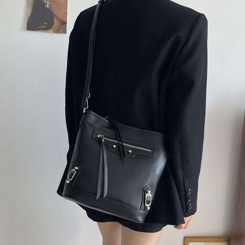 High-End Bucket Crossbody New Trend Genuine Leather Shoulder Large Capacity Commuter Tote Bag Women Cowhide