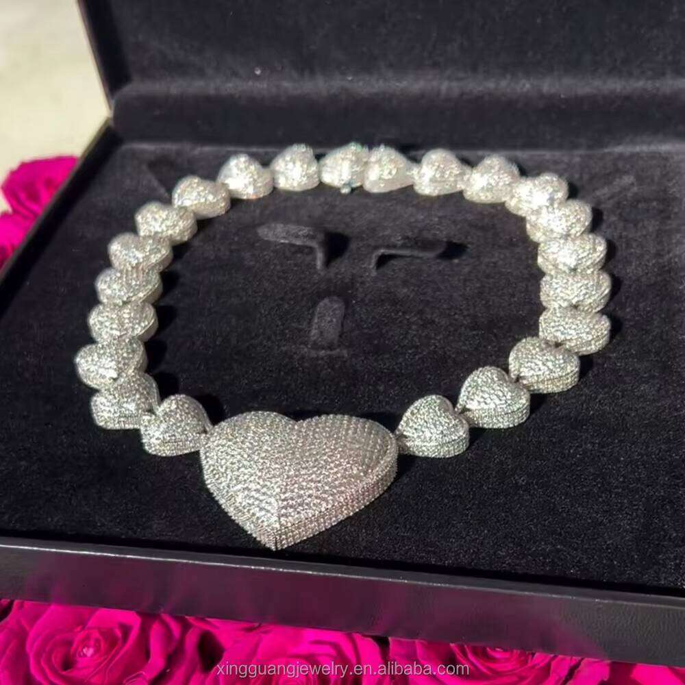 Customized Heart Whitegold Plated Cuban Link Sier Iced Out baguette Moissanite Charms Fashion Chain Necklace