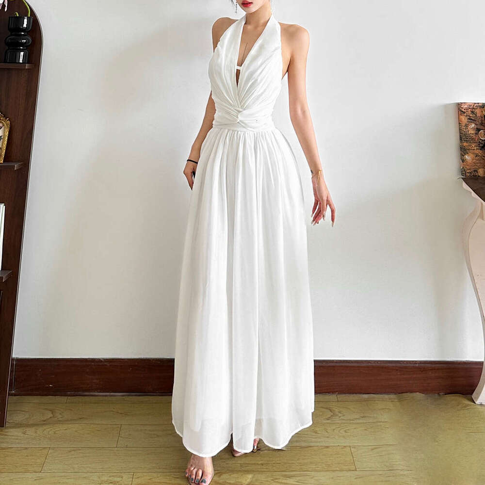 2025 Summer New French Style Deep V-Neck Halter Design Solid Color Slim Dress for Women 46b