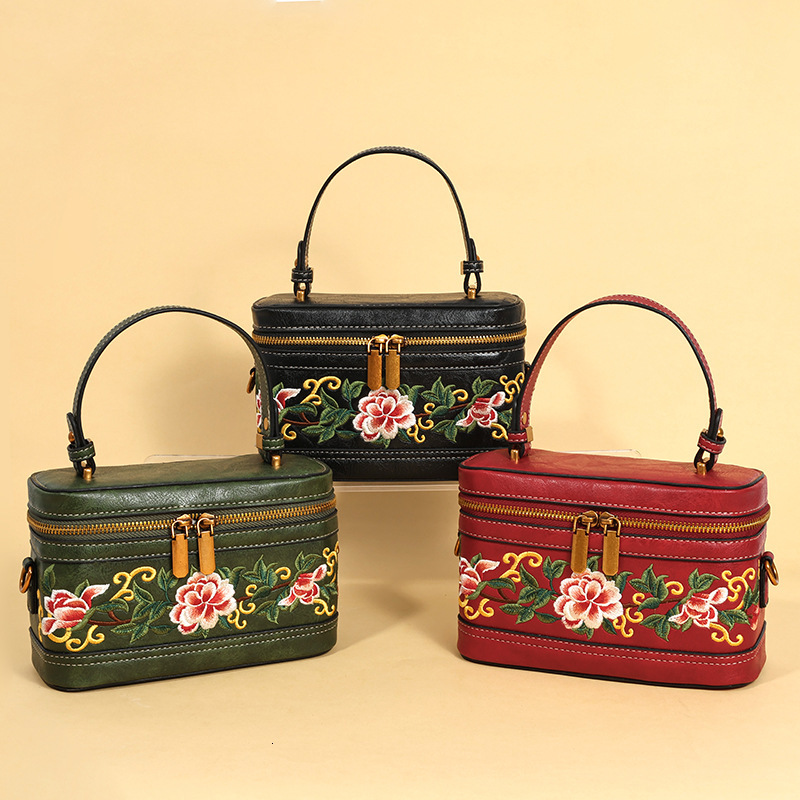 Luxury Brand Designer Bag Super Popular Brocade Chinese Style Bucket Bag Single Shoulder Bag Suzhou Embroidery 2025 Summer New Women's Bag Versat
