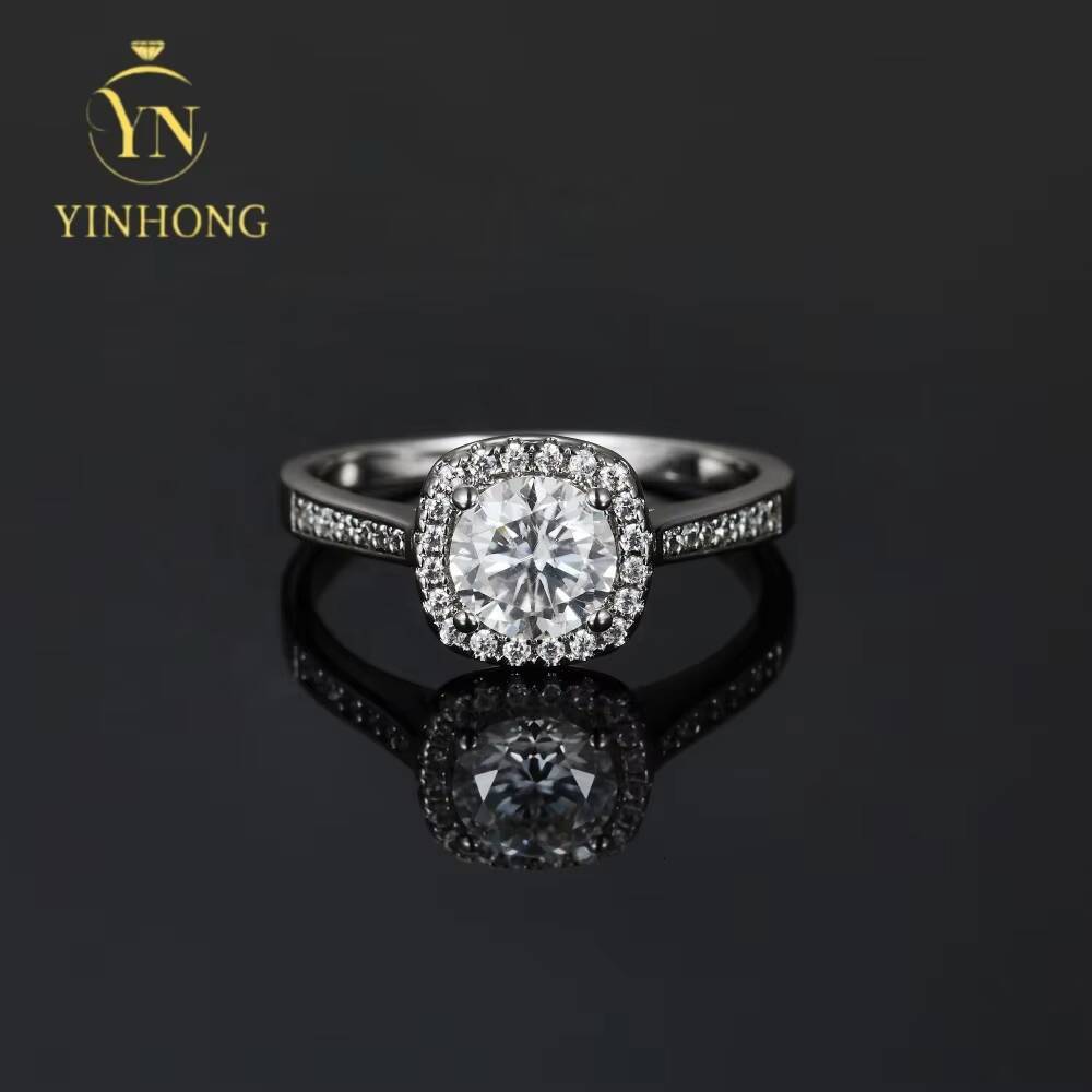 Latest Fashion Womens Moissanite Ring Round Brilliant Cut With S925 Silver Fashion Style Wholesale Price