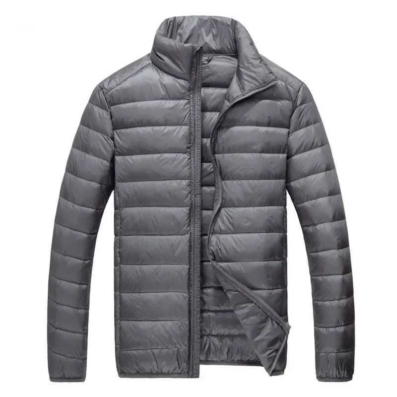 2025 Autumn High-end Brand White Duck Down Light Thin Fashion Solid Color Slim Casual Stand Collar Mens Down Jacket Mens Down Coat X2507251
