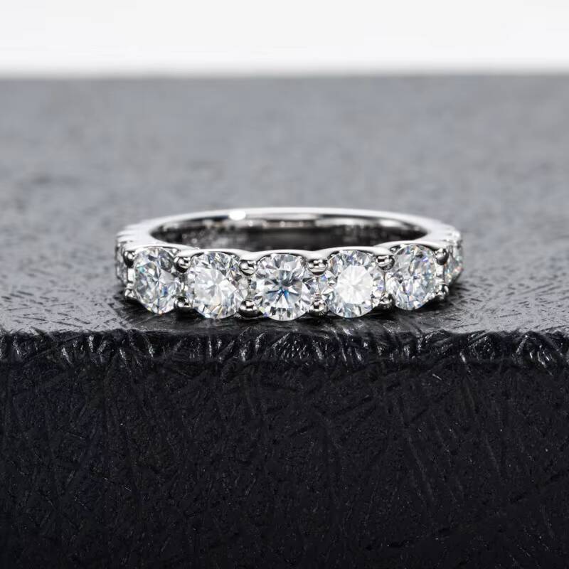 S925 Silver Five Stone Moissanite Ring Niche and Personalized Jewelry