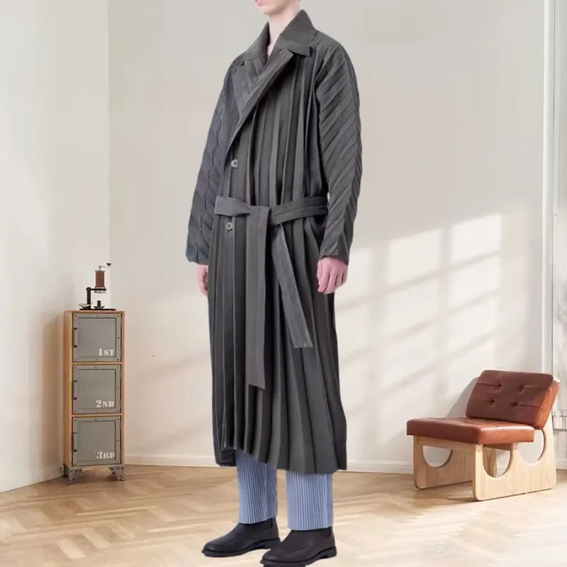Miyake Pleated Mens Trench Coat Spring Summer Casual Fold Jacket Solid Personality Original Long Pleat Jacket 250714