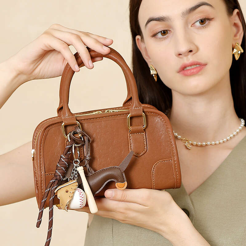 New Designer bag Luxury bag Boston for Women 2025 New Commuter Versatile Bowling Single Shoulder Niche Crossbody Bag