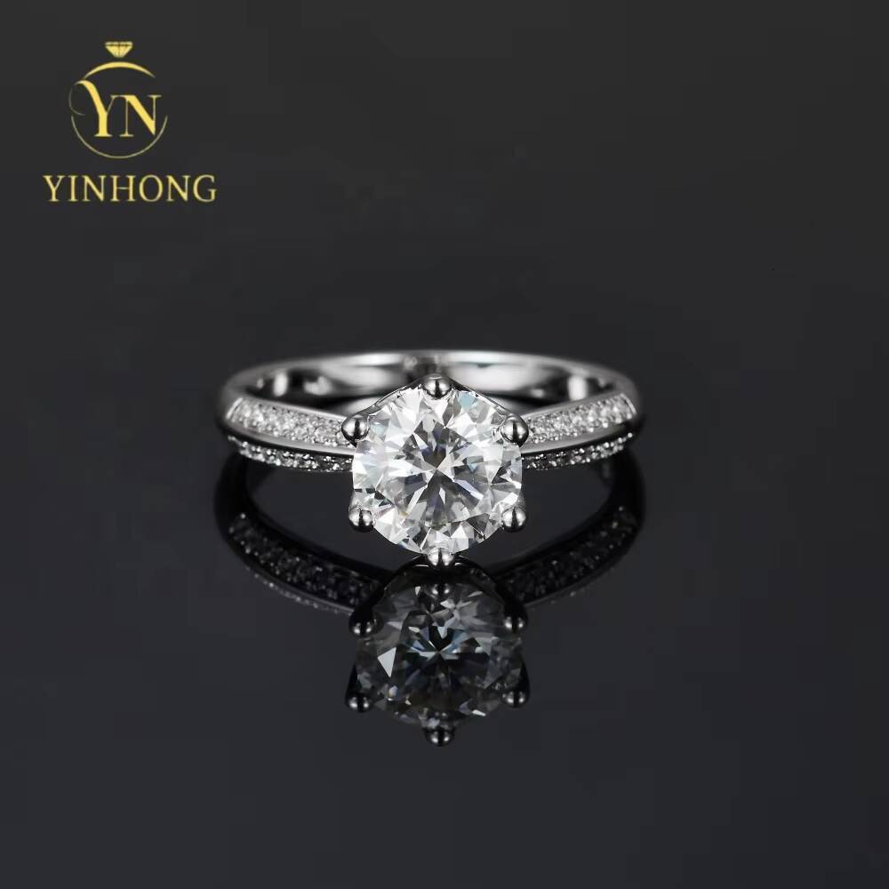 Customized 2ct Six Claw Plating 18k White Gold Sterling Silver 925 Moissanite Ring Diamond Ring for Women Gift