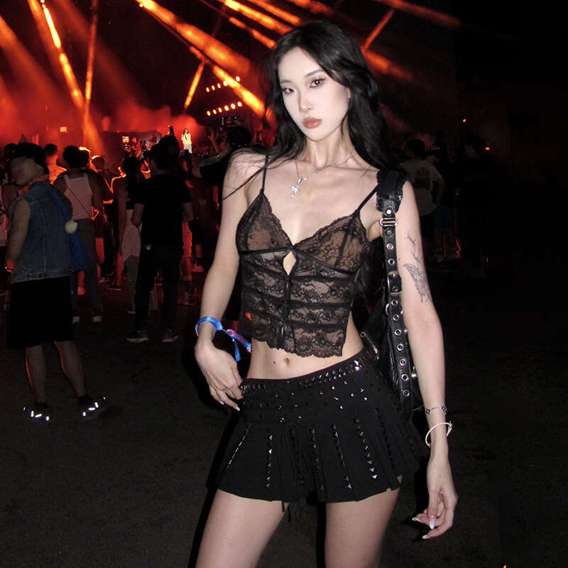 2024 Style Hot Girl Lace Trim Camisole Outer Wear Sexy Patchwork One-Piece Back Tie Vest for Women cca