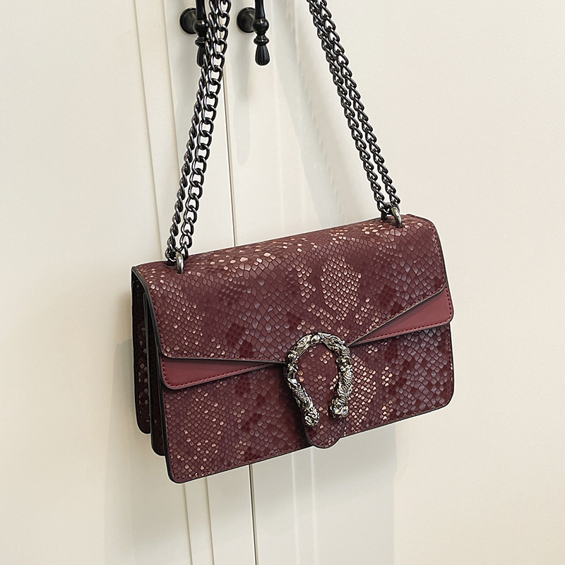 Free shipping designer bags for womens Shoulder bags pink white red grey brown black New temperament chain versatile and fashionable shoulder bag