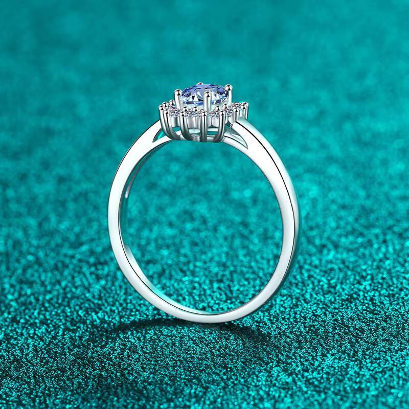 Blue Color Elegant Wedding Jewelry Diamond Moissanite Rings Solid 925 Sterling Silver for Women
