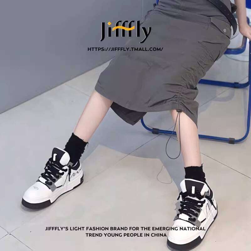 Jifffly sneakers Designer Men 2025 Summer New Bread Casual Versatile Sneakers Couple Sports Shoes skate