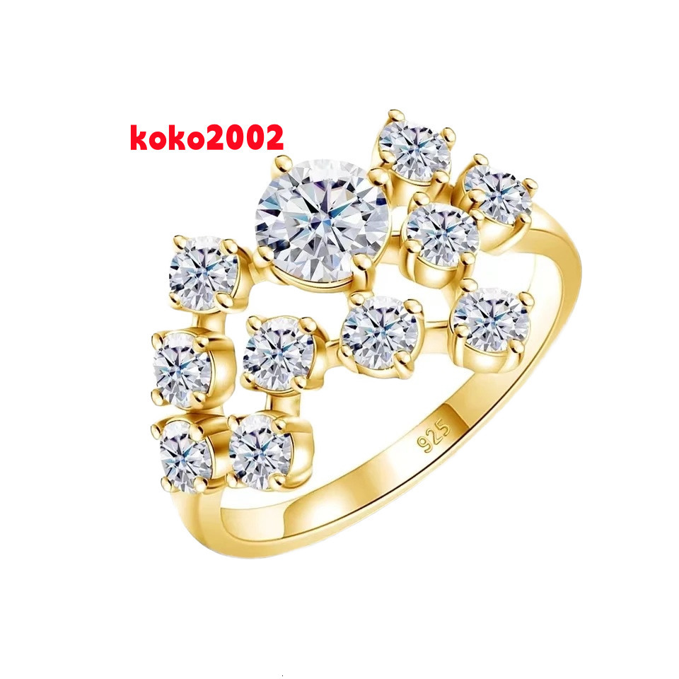 Luxurious S925 Silver Moissanite Ring Daily Wear Matching Dresses Irregular Lines Design with Gift Idea