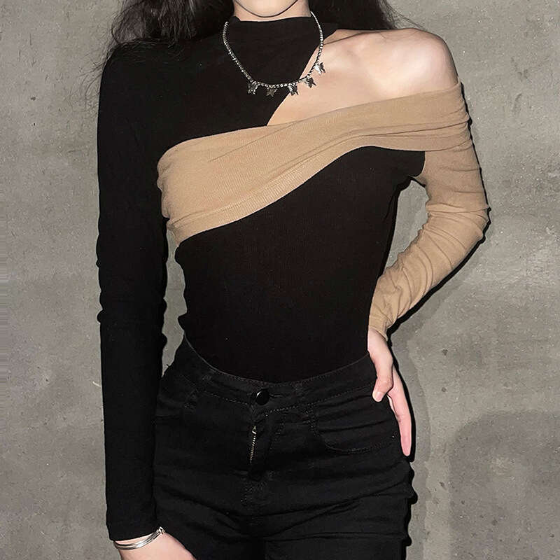 2021 Autumn New Women's Sexy Slim Fit Fashion Irregular Color Block Off-Shoulder Long Sleeve T-Shirt bef