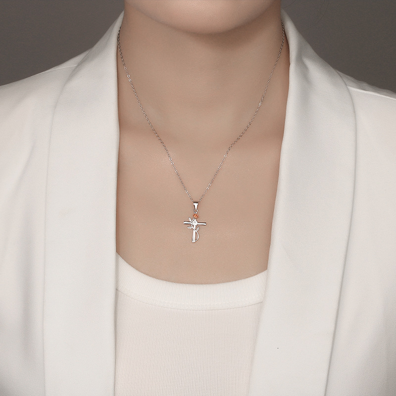 Sterling Sier Rose Flower Cross Necklace for Women Summer High-end Pendant Versatile Clavicle Chain Jewelry for Women
