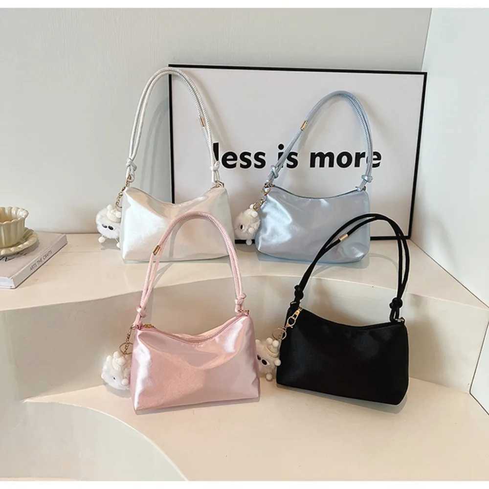 High Quality Solid Color Fi Elegant Shoulder Bag Smooth Cloth Satin Underarm Bag Leisure Shoulder Bag Y250725
