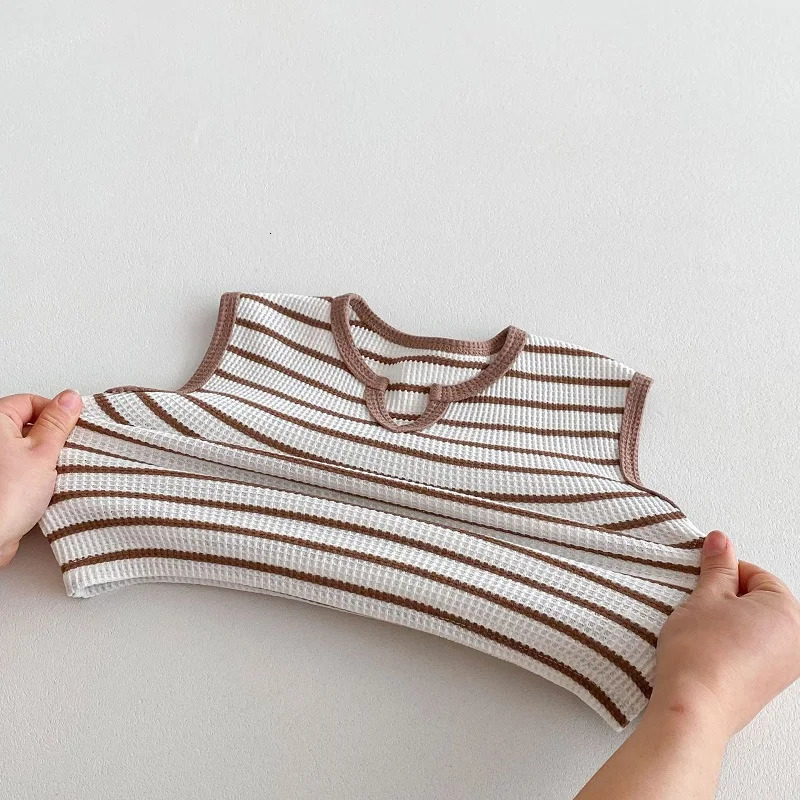 Summer Baby Clothes 05T Solid Color Boys Striped Sleeveless TShirt Shorts Set Breathable Girls Vest Short Sleeved Set 250725