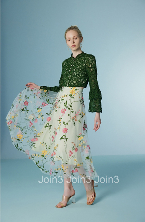 Summer New Lace French Blouse for Women Romantic Temperament Bell Sleeve Green Shirt 2295