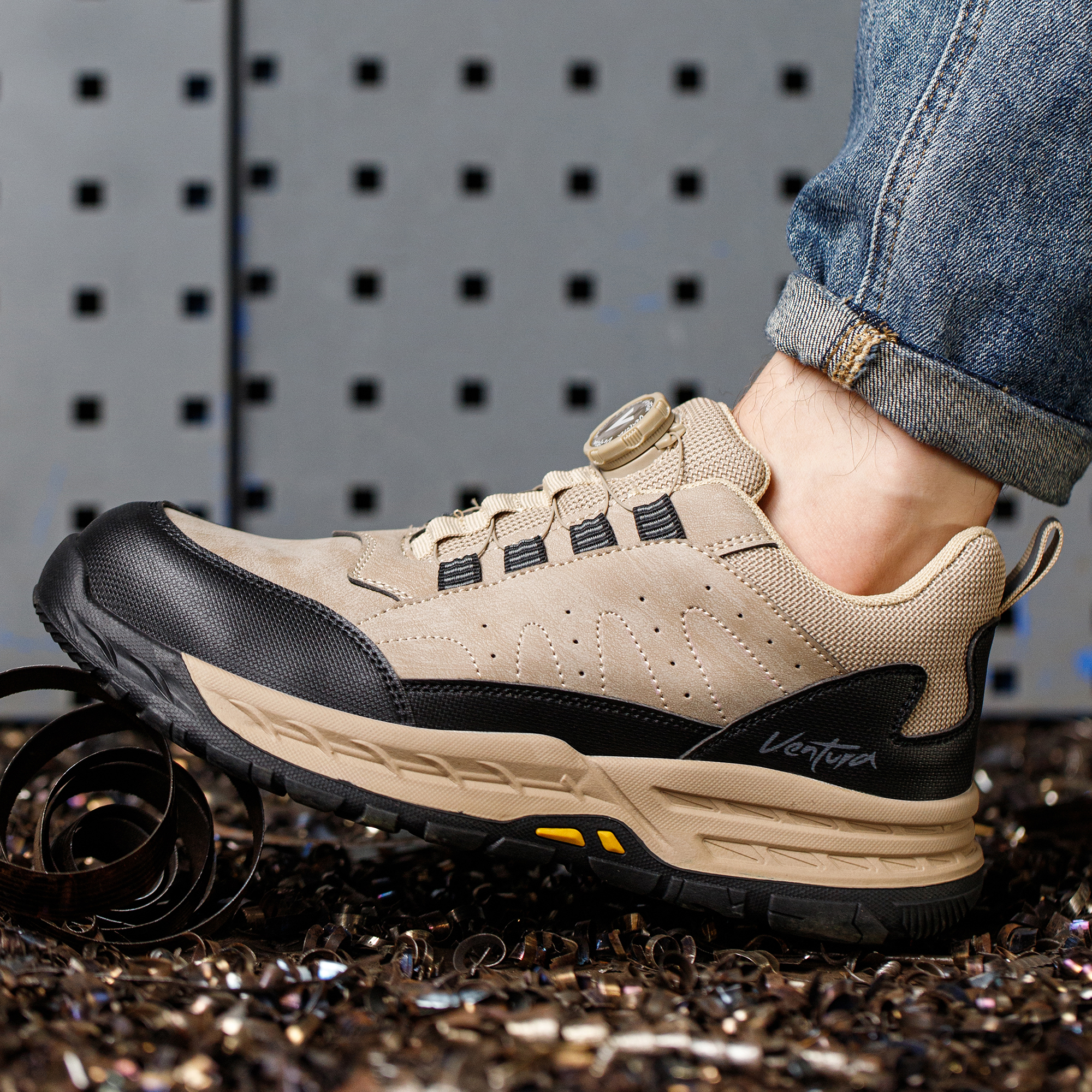 High quality unisex indestructible shoes, steel toe work safety shoes for men and women, puncture proof boots, non-slip sneakers