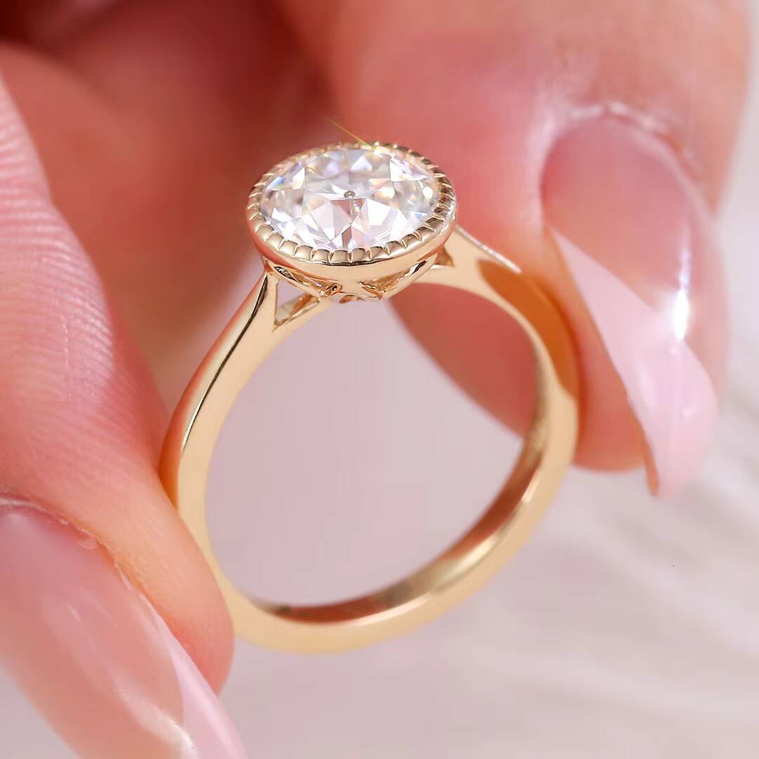 Oec Round Cut Moissanite Diamond Flower Cutting Engagement Ring Fine Jewelry DEF VVS Moissanite Solid Gold Ring