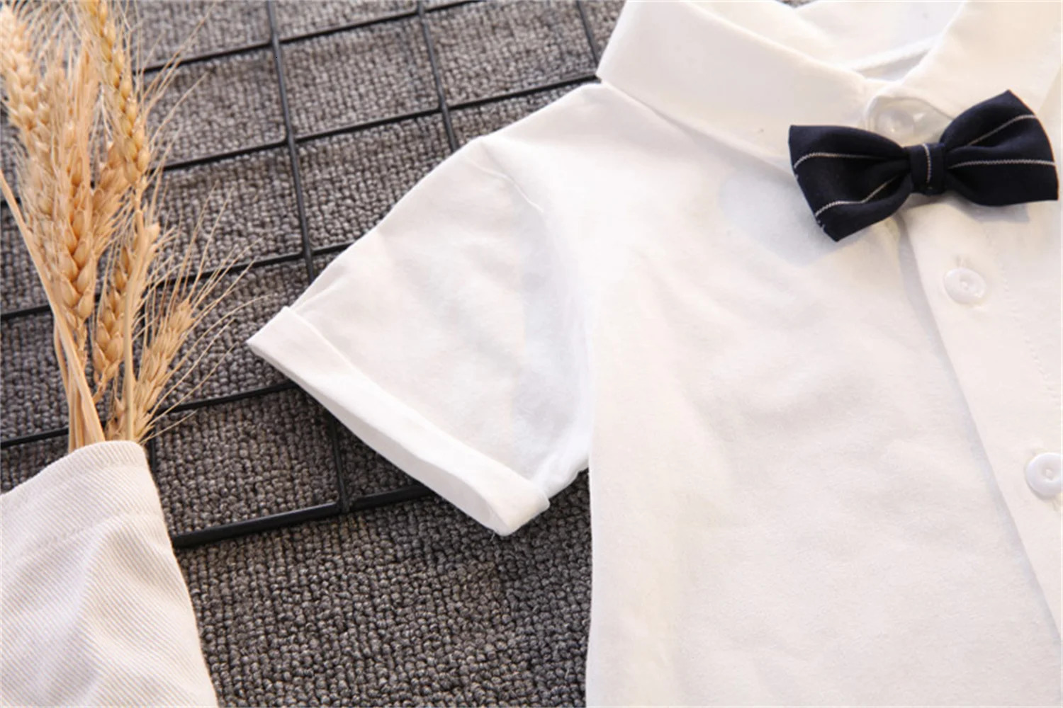 Boys Clothing Sets Summer Gentleman Stripe Short Sleeve Tshirts Shorts 2Pcs Kids Clothes Set Infant 1st Birthday Party Sets 250725